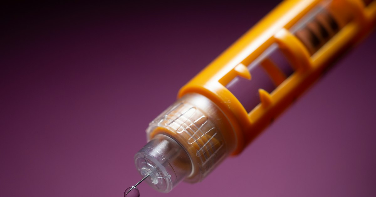 Le méthastérone (superdrol) : interaction avec l'alcool et les médicaments
